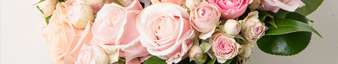 Купить букет цветов на день матери в Магадане от Гранд-Флора